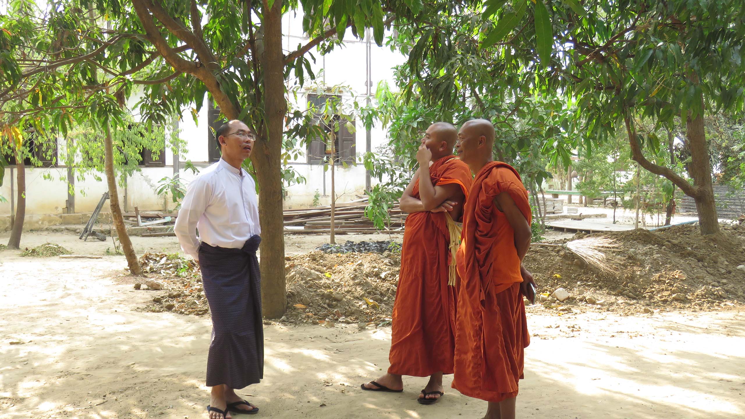 Program Manager with Sayadaw U Withoda, winner of 7 Days News' award - 7 Days News Hero for 2013, for stood up to the armed thugs who pursued the fleeing Muslims into his monastery in March 2013, and Sayadaw U Thatana, Member at Kan Latt Civil Society Organization
